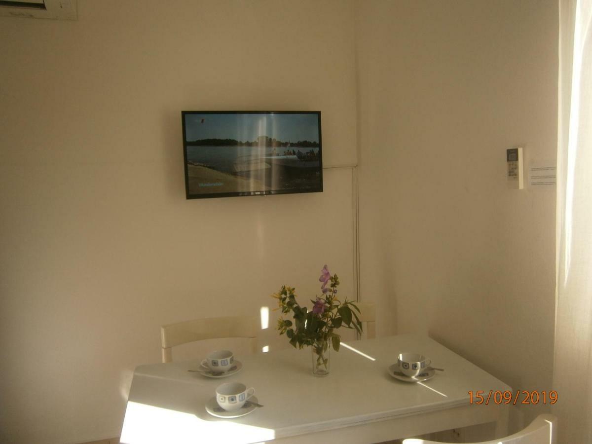 Apartments Sea And Sun ラバック エクステリア 写真
